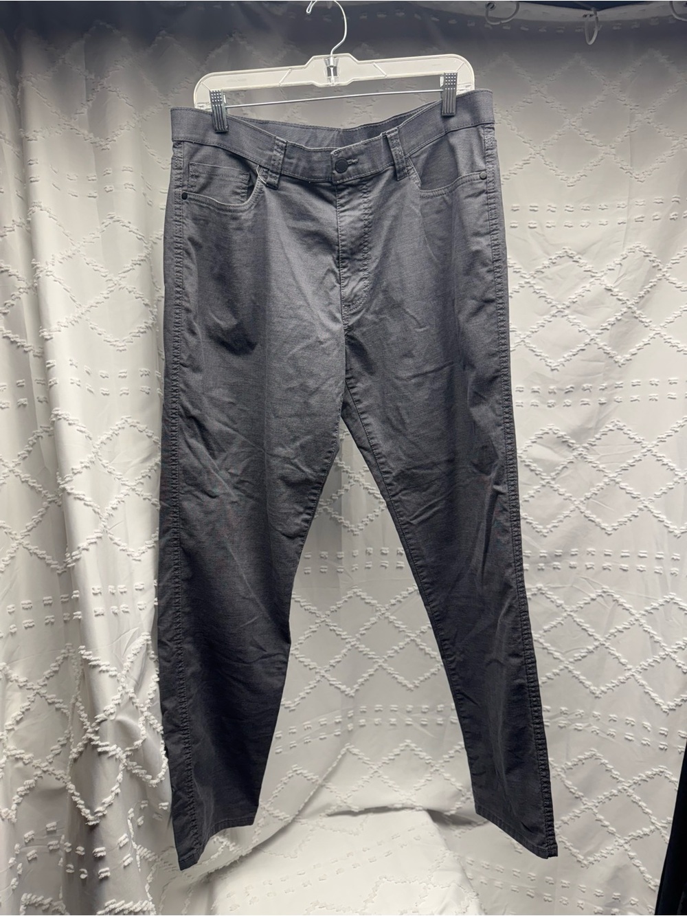 Haggar In Motion Straight Fit Pants, 36x32, Gray, 5-Pocket Style